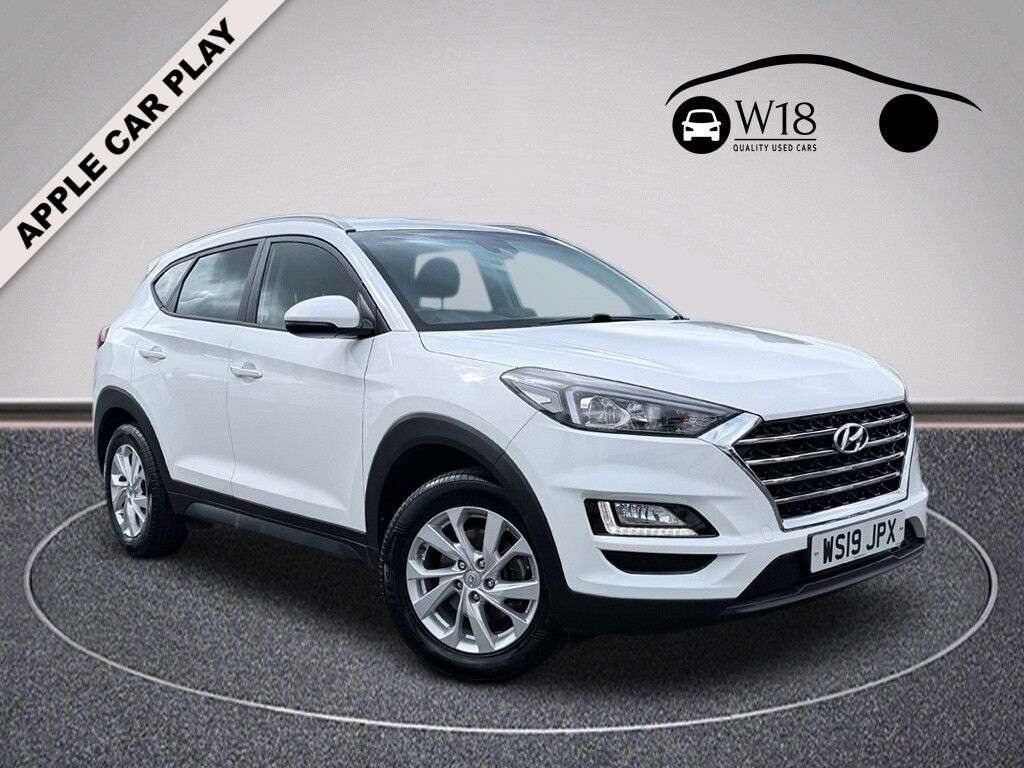 A 2019 HYUNDAI TUCSON 1.6 GDi SE Nav SUV 5dr Petrol Manual Euro 6 (s/s) (132 ps) A 2019 HYUNDAI TUCSON 1.6 GDi SE Nav SUV 5dr Petrol Manual Euro 6 (s/s) (132 ps)