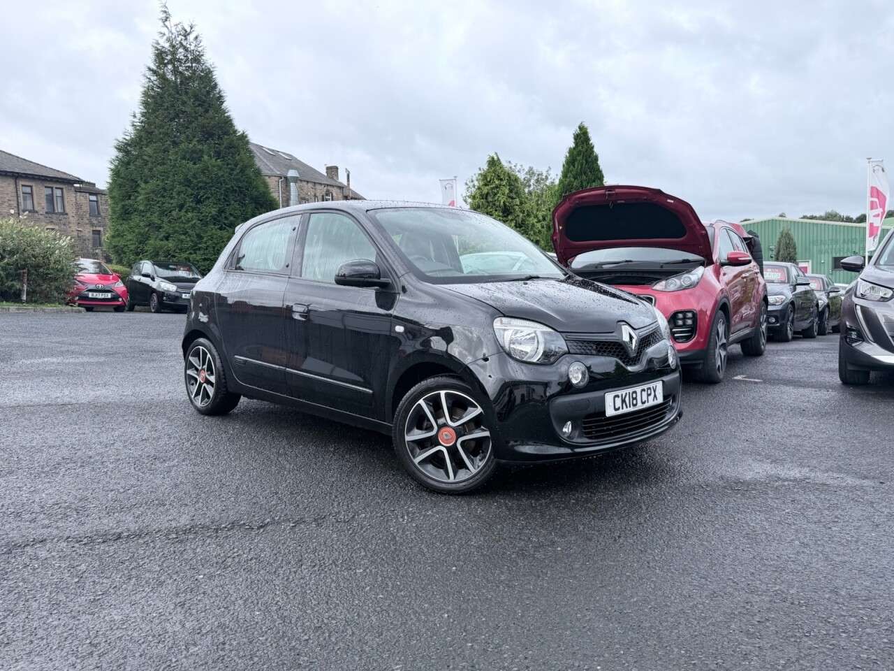 A 2018 RENAULT TWINGO 0.9 TCe Dynamique S Hatchback 5dr Petrol EDC Euro 6 (90 ps) A 2018 RENAULT TWINGO 0.9 TCe Dynamique S Hatchback 5dr Petrol EDC Euro 6 (90 ps)