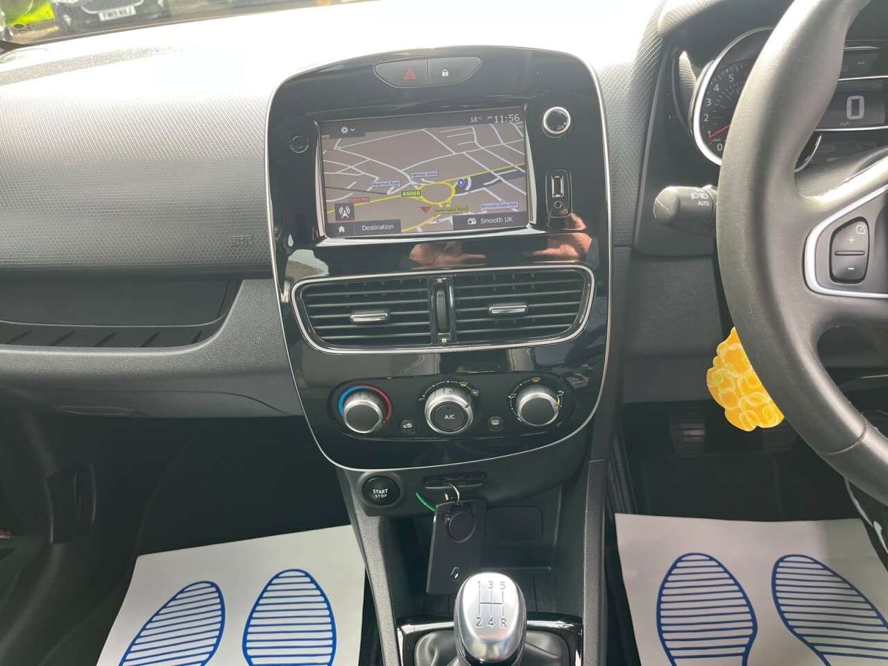 2018 RENAULT CLIO 2018 RENAULT CLIO