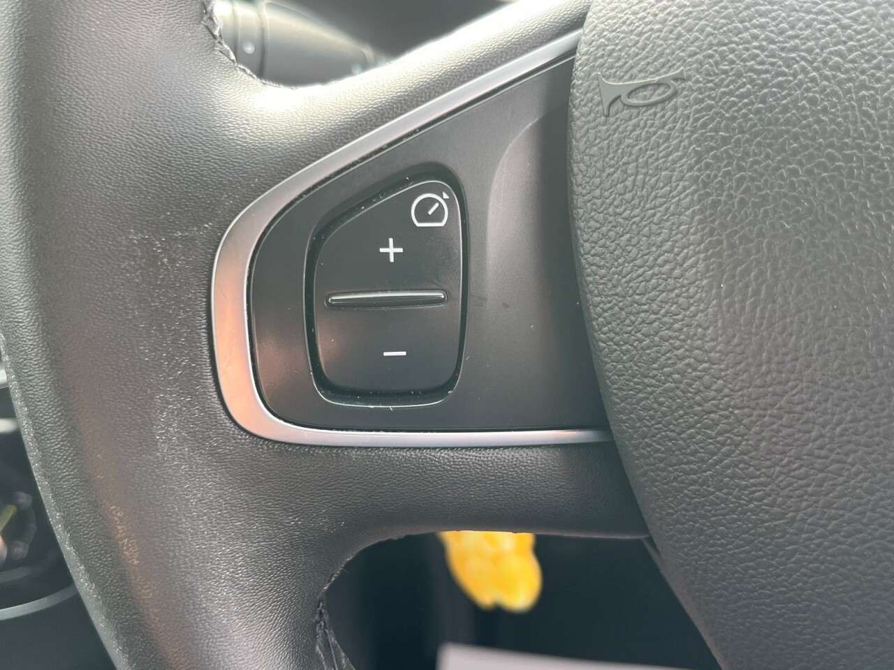 2018 RENAULT CLIO 2018 RENAULT CLIO