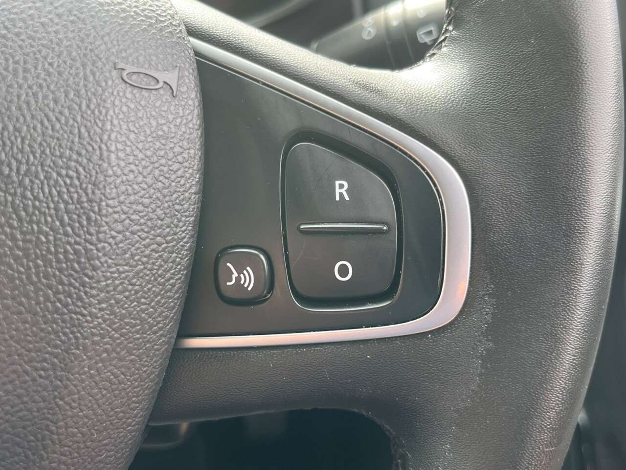 2018 RENAULT CLIO 2018 RENAULT CLIO