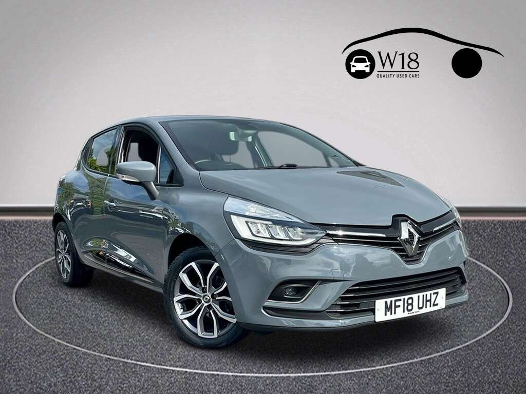 A 2018 RENAULT CLIO 0.9 TCe Urban Nav Hatchback 5dr Petrol Manual Euro 6 (s/s) (90 ps) A 2018 RENAULT CLIO 0.9 TCe Urban Nav Hatchback 5dr Petrol Manual Euro 6 (s/s) (90 ps)