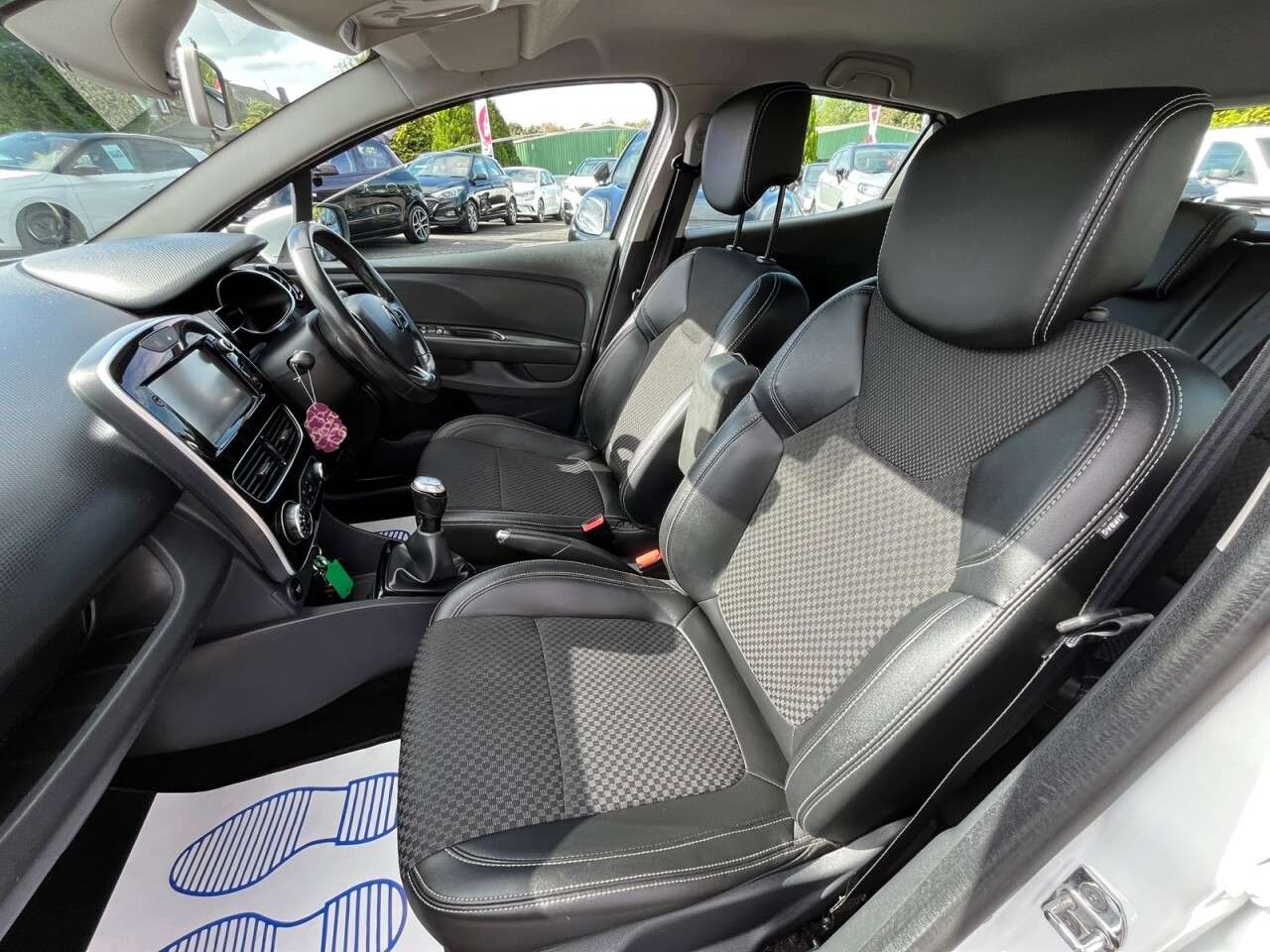 2018 RENAULT CLIO 2018 RENAULT CLIO