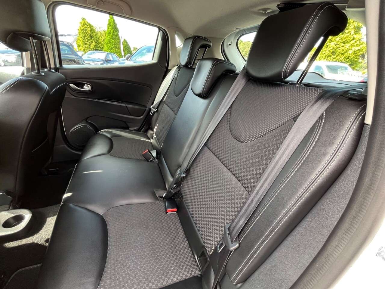 2018 RENAULT CLIO 2018 RENAULT CLIO