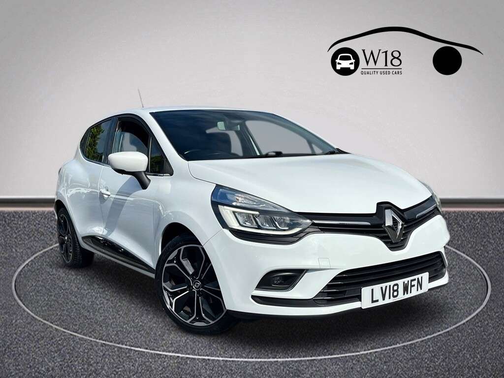 A 2018 RENAULT CLIO 1.5 dCi Dynamique S Nav Hatchback 5dr Diesel Manual Euro 6 (s/s) (90 ps) A 2018 RENAULT CLIO 1.5 dCi Dynamique S Nav Hatchback 5dr Diesel Manual Euro 6 (s/s) (90 ps)