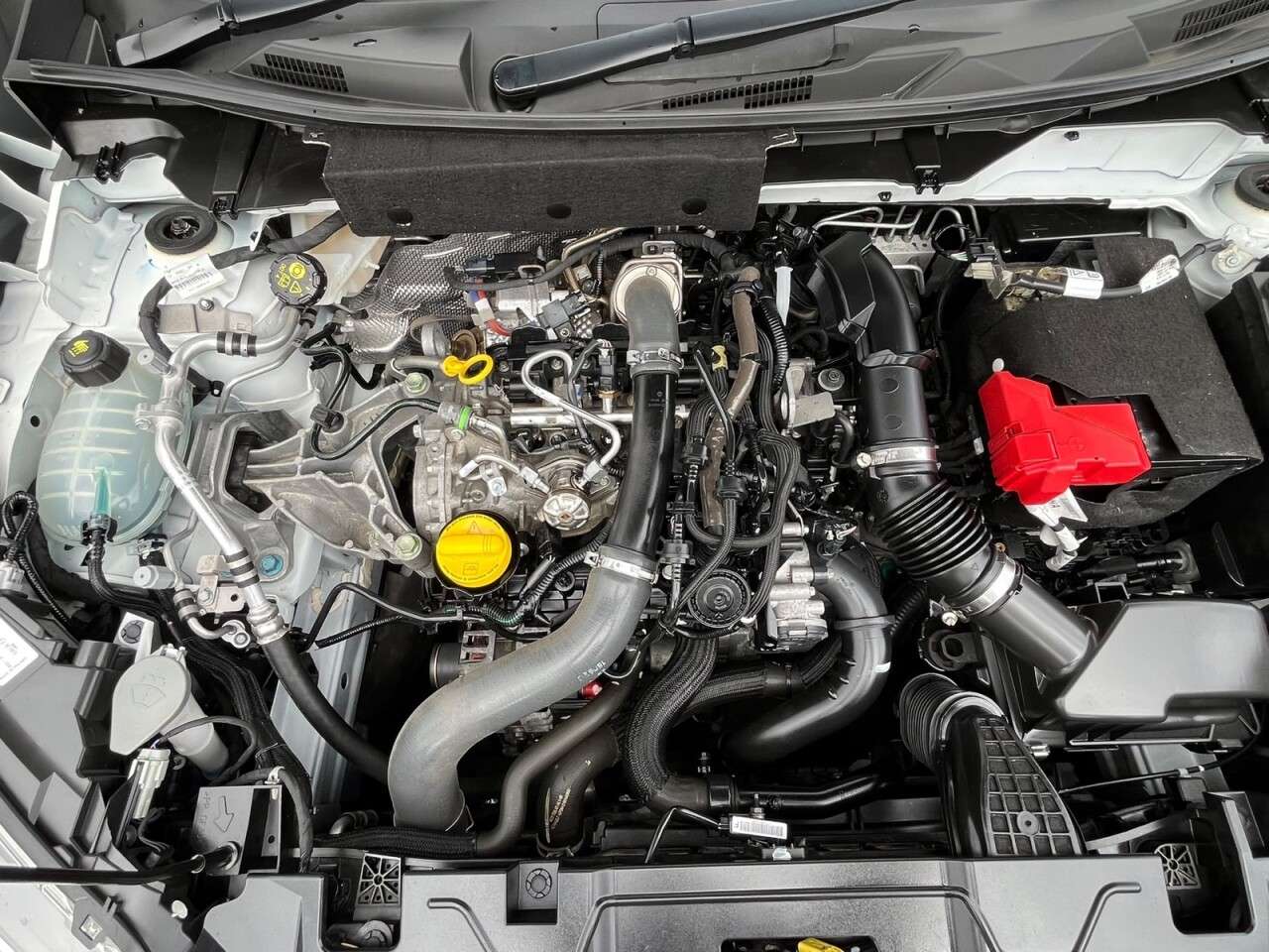 A 2020 NISSAN JUKE 1.0 DIG-T N-Connecta SUV 5dr Petrol Manual Euro 6 (s/s) (114 ps) A 2020 NISSAN JUKE 1.0 DIG-T N-Connecta SUV 5dr Petrol Manual Euro 6 (s/s) (114 ps)