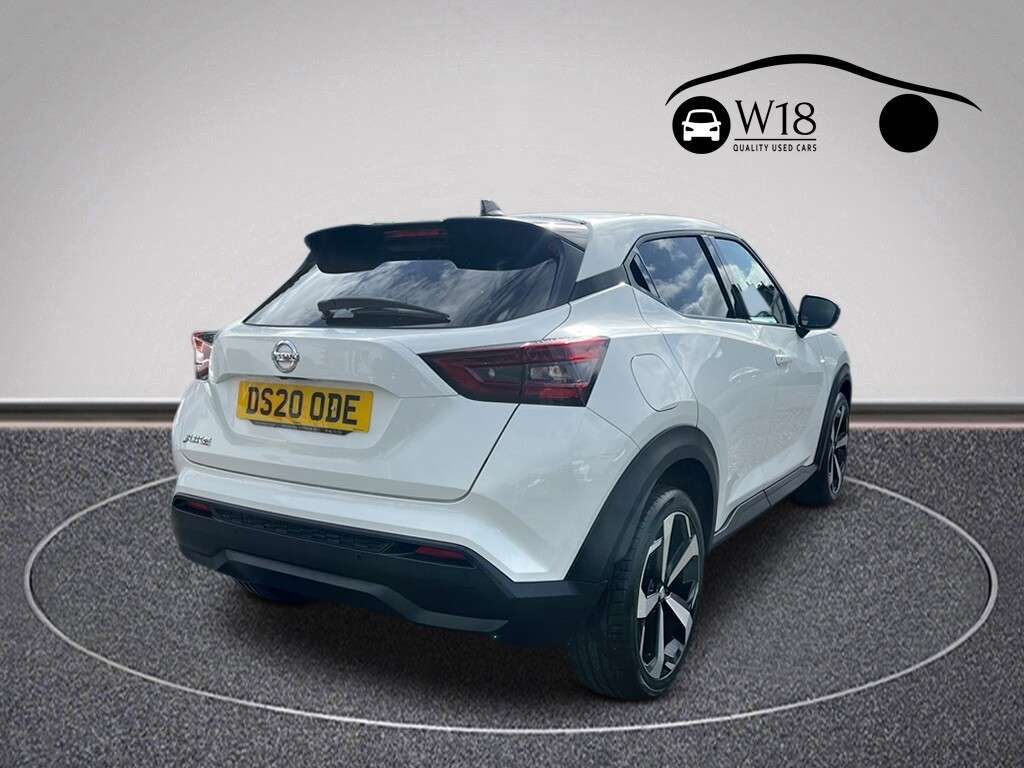 A 2020 NISSAN JUKE 1.0 DIG-T N-Connecta SUV 5dr Petrol Manual Euro 6 (s/s) (114 ps) A 2020 NISSAN JUKE 1.0 DIG-T N-Connecta SUV 5dr Petrol Manual Euro 6 (s/s) (114 ps)
