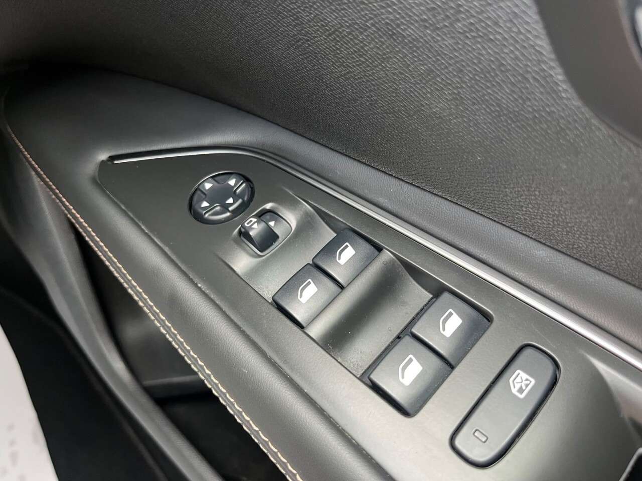 2018 PEUGEOT 3008 2018 PEUGEOT 3008