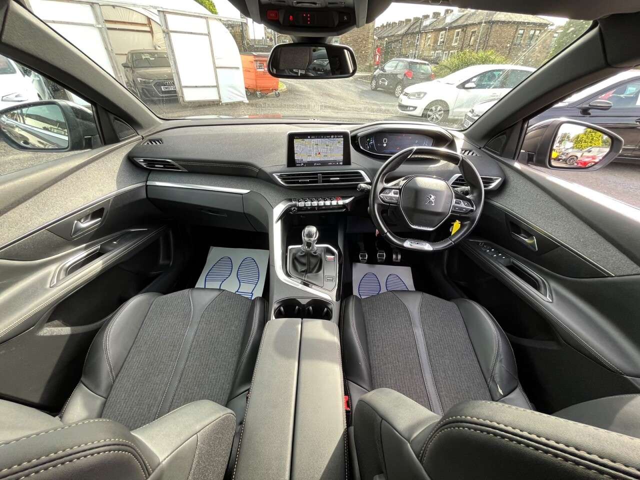2019 PEUGEOT 3008 2019 PEUGEOT 3008