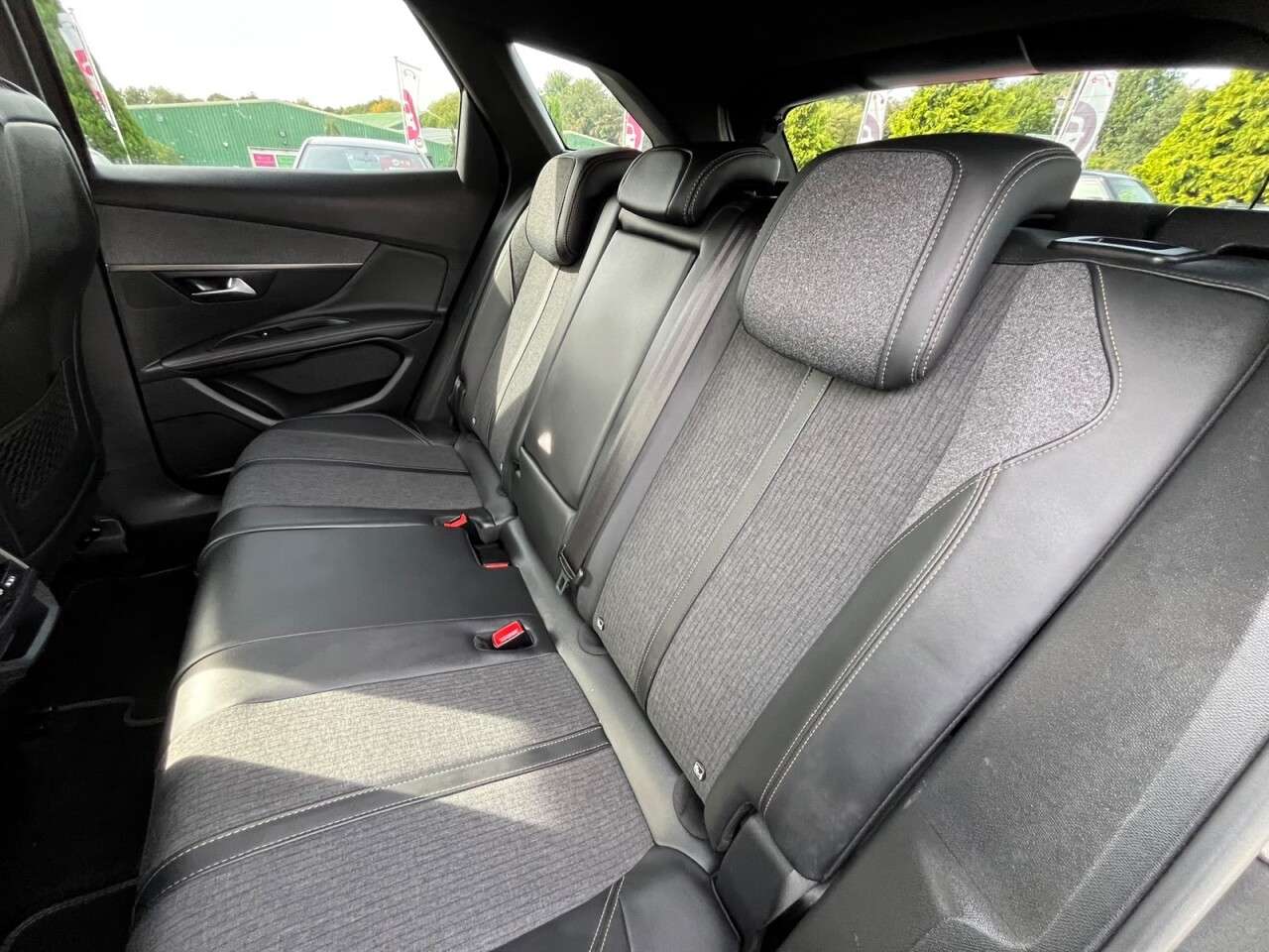 2019 PEUGEOT 3008 2019 PEUGEOT 3008