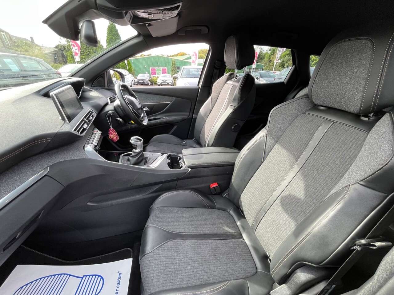 2019 PEUGEOT 3008 2019 PEUGEOT 3008