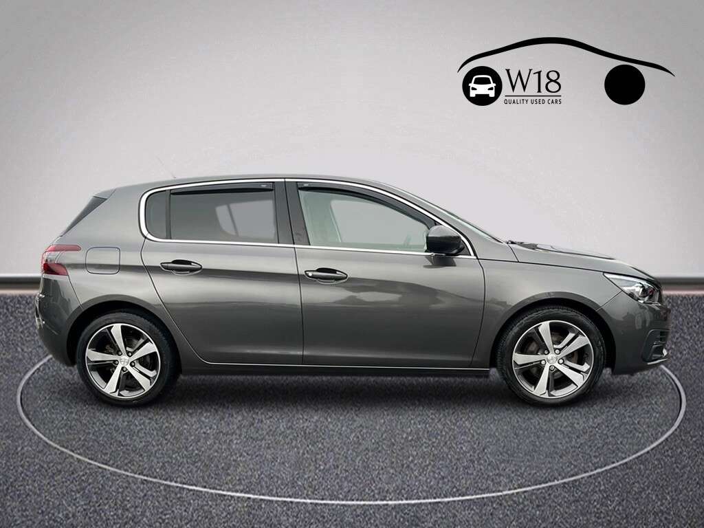 A 2020 PEUGEOT 308 1.5 BlueHDi Tech Edition Hatchback 5dr Diesel Manual Euro 6 (s/s) (130 ps) A 2020 PEUGEOT 308 1.5 BlueHDi Tech Edition Hatchback 5dr Diesel Manual Euro 6 (s/s) (130 ps)