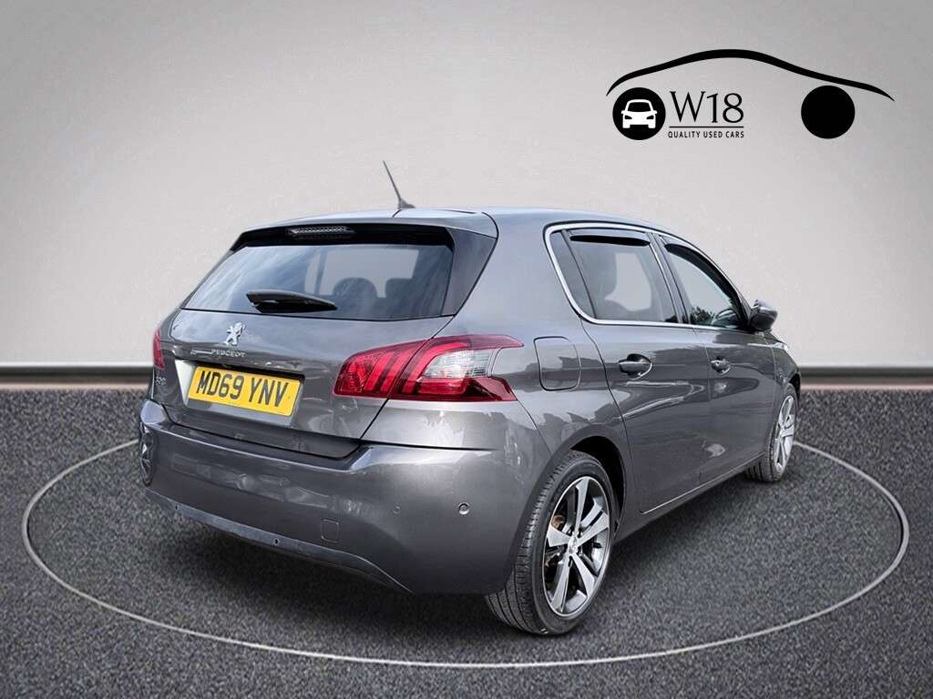 A 2020 PEUGEOT 308 1.5 BlueHDi Tech Edition Hatchback 5dr Diesel Manual Euro 6 (s/s) (130 ps) A 2020 PEUGEOT 308 1.5 BlueHDi Tech Edition Hatchback 5dr Diesel Manual Euro 6 (s/s) (130 ps)