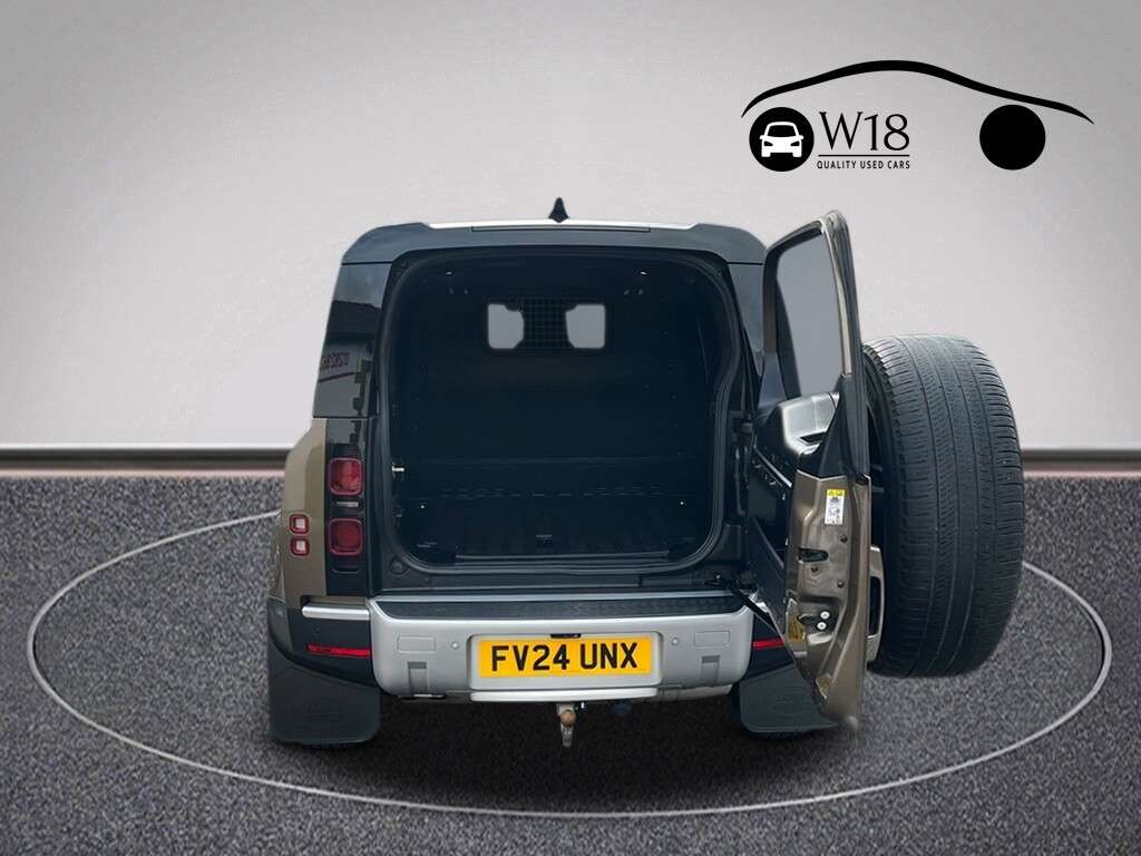 2024 LAND ROVER DEFENDER 110 2024 LAND ROVER DEFENDER 110