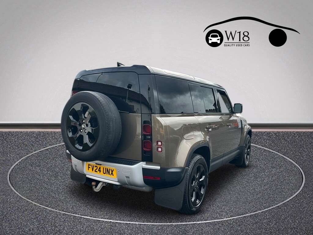 A 2024 LAND ROVER DEFENDER 110 3.0 D250 MHEV SE Hard Top SUV 5dr Diesel Auto 4WD MWB Euro 6 (s/s) (250 ps) A 2024 LAND ROVER DEFENDER 110 3.0 D250 MHEV SE Hard Top SUV 5dr Diesel Auto 4WD MWB Euro 6 (s/s) (250 ps)