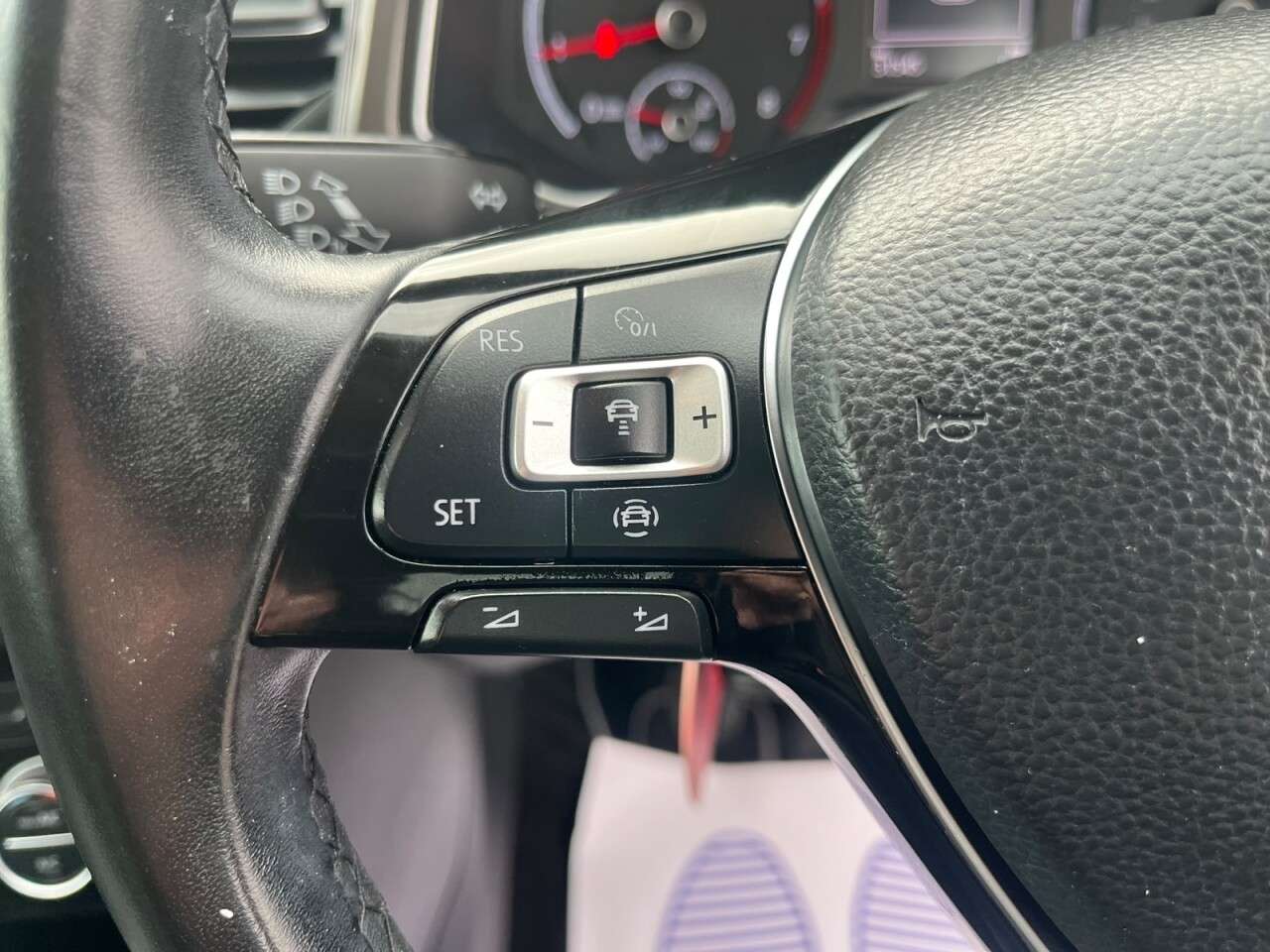 2019 VOLKSWAGEN T-ROC 2019 VOLKSWAGEN T-ROC