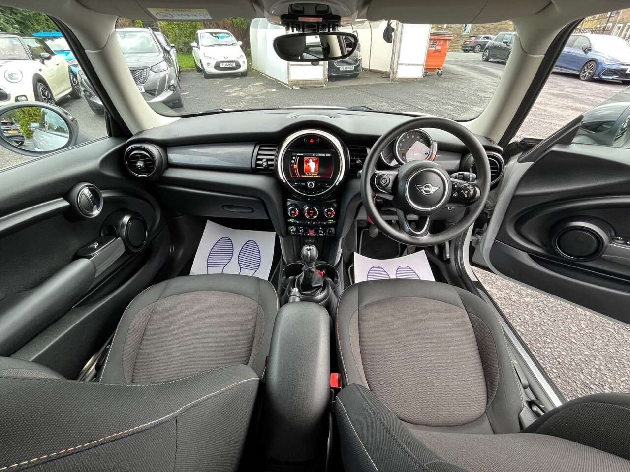 2018 MINI HATCH 2018 MINI HATCH