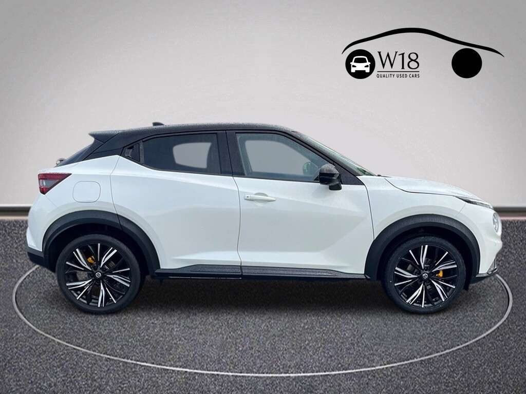 A 2019 NISSAN JUKE 1.0 DIG-T Tekna+ SUV 5dr Petrol Manual Euro 6 (s/s) (117 ps) A 2019 NISSAN JUKE 1.0 DIG-T Tekna+ SUV 5dr Petrol Manual Euro 6 (s/s) (117 ps)