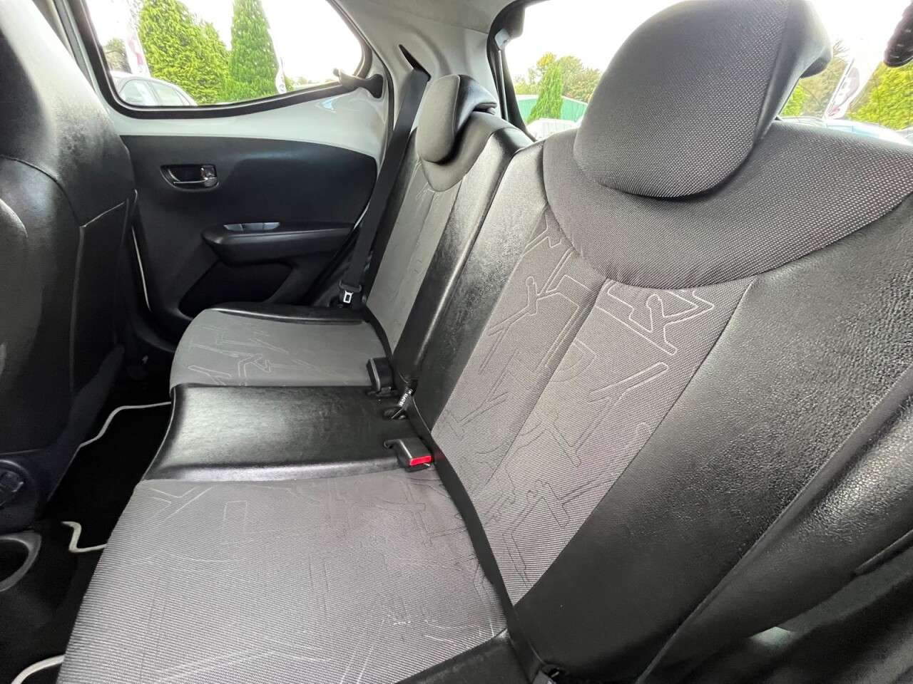 2016 TOYOTA AYGO 2016 TOYOTA AYGO