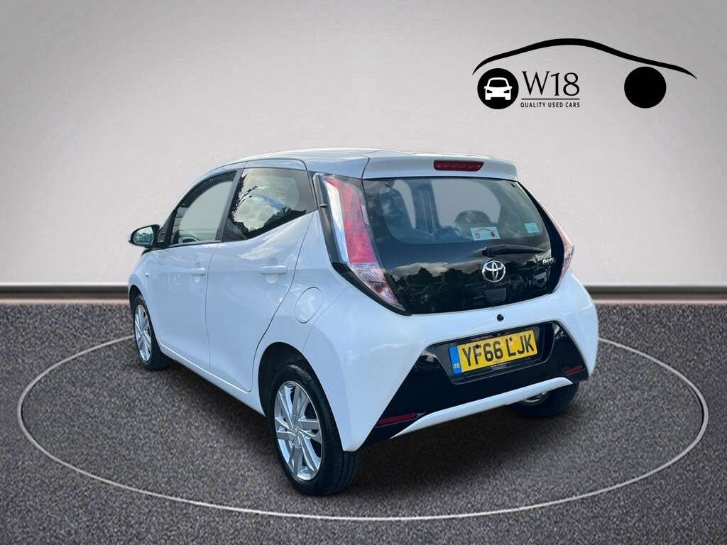 2016 TOYOTA AYGO 2016 TOYOTA AYGO
