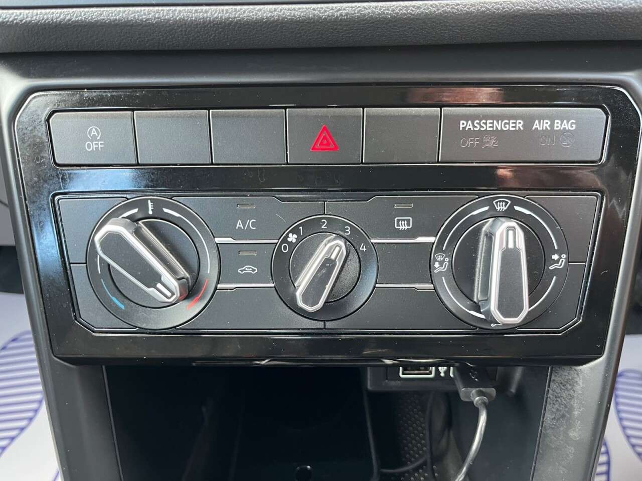 2019 VOLKSWAGEN T-CROSS 2019 VOLKSWAGEN T-CROSS