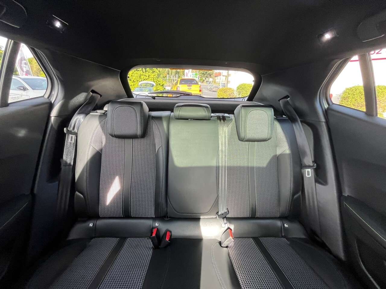 2020 PEUGEOT 2008 2020 PEUGEOT 2008