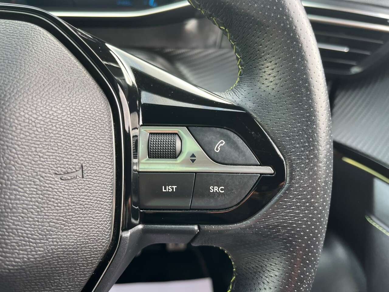 2020 PEUGEOT 2008 2020 PEUGEOT 2008