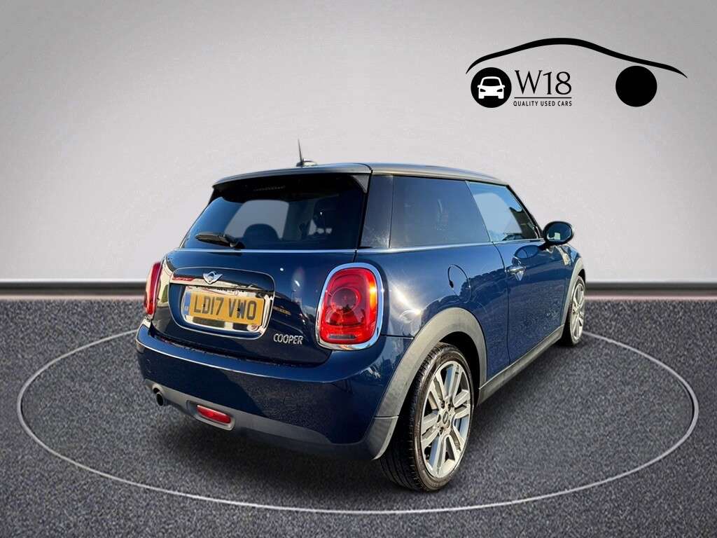 A 2017 MINI HATCH 1.5 Cooper Seven Hatchback 3dr Petrol Manual Euro 6 (s/s) (136 ps) A 2017 MINI HATCH 1.5 Cooper Seven Hatchback 3dr Petrol Manual Euro 6 (s/s) (136 ps)