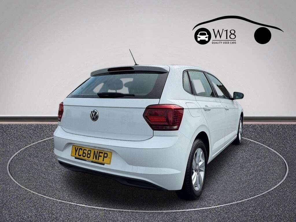 A 2018 VOLKSWAGEN POLO 1.0 TSI SE Hatchback 5dr Petrol Manual Euro 6 (s/s) (95 ps) A 2018 VOLKSWAGEN POLO 1.0 TSI SE Hatchback 5dr Petrol Manual Euro 6 (s/s) (95 ps)