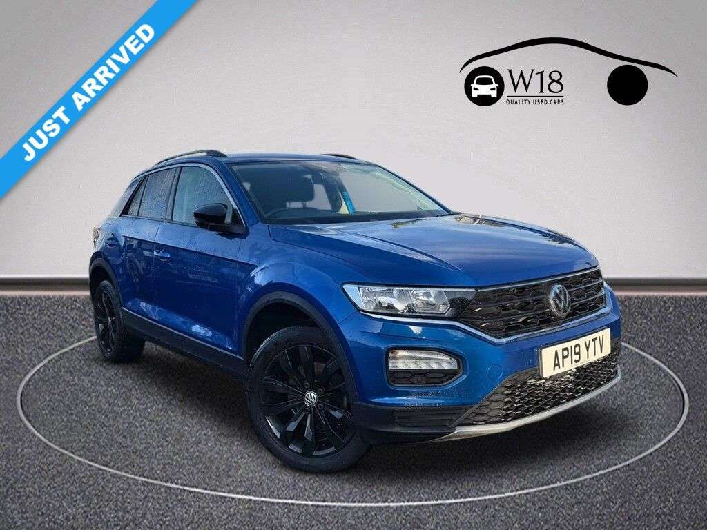 A 2019 VOLKSWAGEN T-ROC 1.6 TDI SE SUV 5dr Diesel Manual Euro 6 (s/s) (115 ps) A 2019 VOLKSWAGEN T-ROC 1.6 TDI SE SUV 5dr Diesel Manual Euro 6 (s/s) (115 ps)