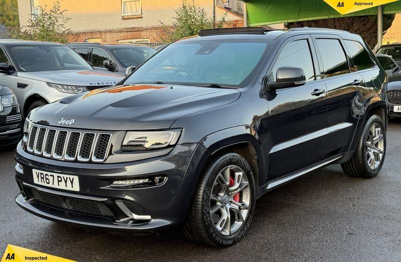A 2017 JEEP GRAND CHEROKEE 6.4 SRT SUV 5dr Petrol Auto 4WD Euro 6 (s/s) (468 ps) A 2017 JEEP GRAND CHEROKEE 6.4 SRT SUV 5dr Petrol Auto 4WD Euro 6 (s/s) (468 ps)