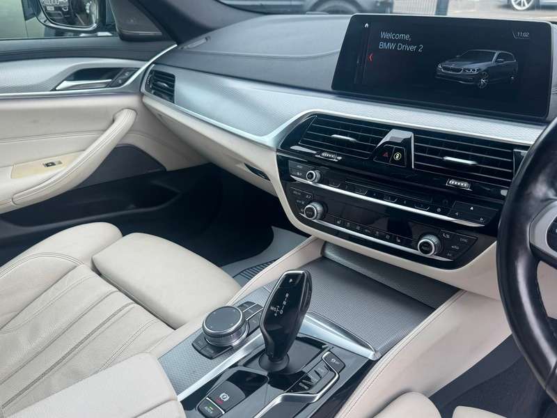 2018 BMW 5 SERIES 2018 BMW 5 SERIES