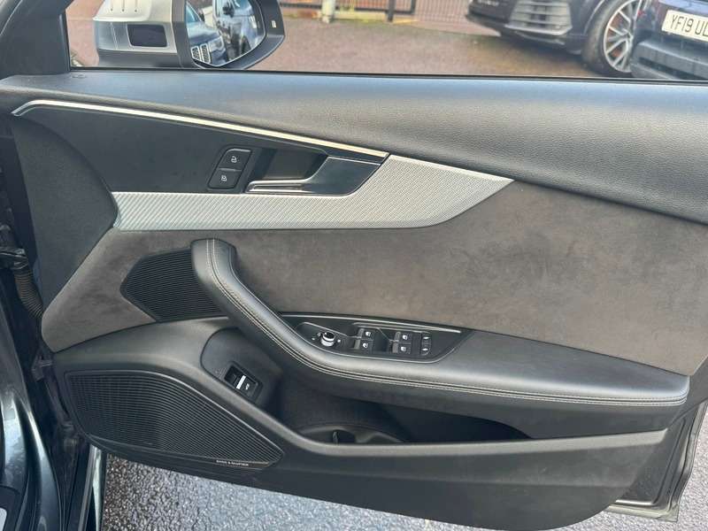 2018 AUDI RS4 2018 AUDI RS4