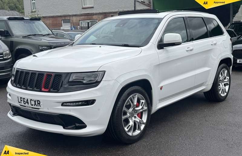 A 2014 JEEP GRAND CHEROKEE 6.4 SRT SUV 5dr Petrol Auto 4WD Euro 6 (461 bhp) A 2014 JEEP GRAND CHEROKEE 6.4 SRT SUV 5dr Petrol Auto 4WD Euro 6 (461 bhp)