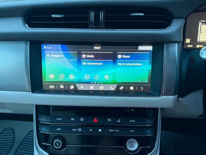2018 JAGUAR XF 2018 JAGUAR XF