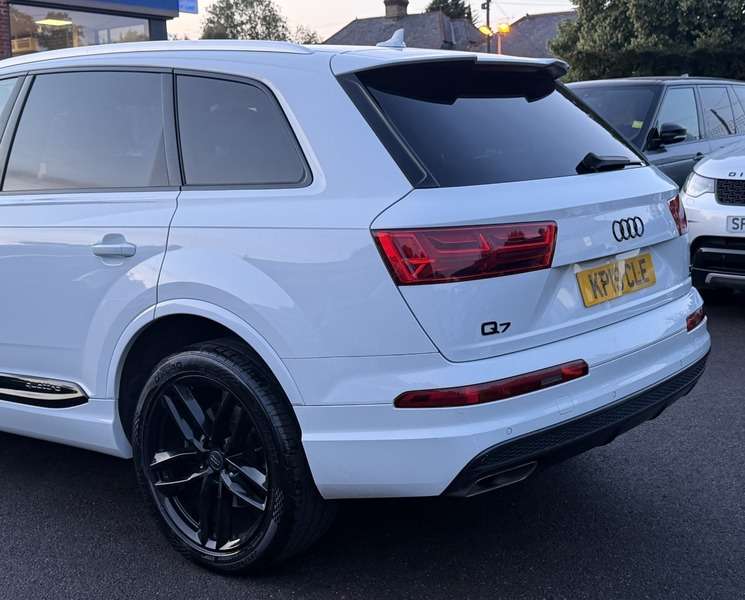 2019 AUDI Q7 2019 AUDI Q7