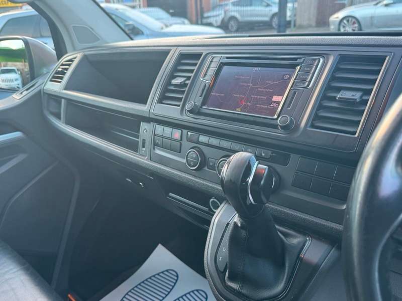 2017 VOLKSWAGEN TRANSPORTER SHUTTLE 2017 VOLKSWAGEN TRANSPORTER SHUTTLE