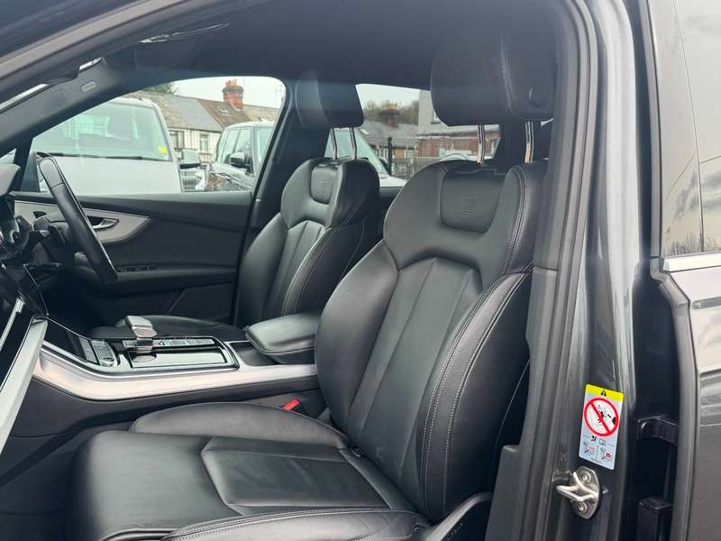 2020 AUDI Q7 2020 AUDI Q7