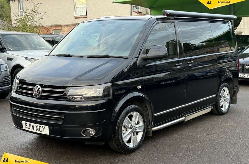 A 2014 VOLKSWAGEN CARAVELLE 2.0 BiTDI BlueMotion Tech Executive MPV 5dr Diesel DSG Euro 5 (s/s) (180 ps) A 2014 VOLKSWAGEN CARAVELLE 2.0 BiTDI BlueMotion Tech Executive MPV 5dr Diesel DSG Euro 5 (s/s) (180 ps)
