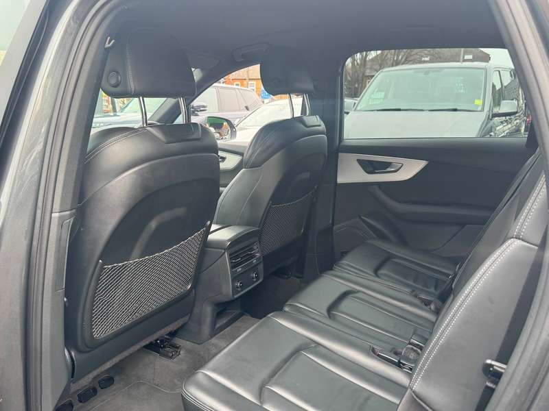 2020 AUDI Q7 2020 AUDI Q7