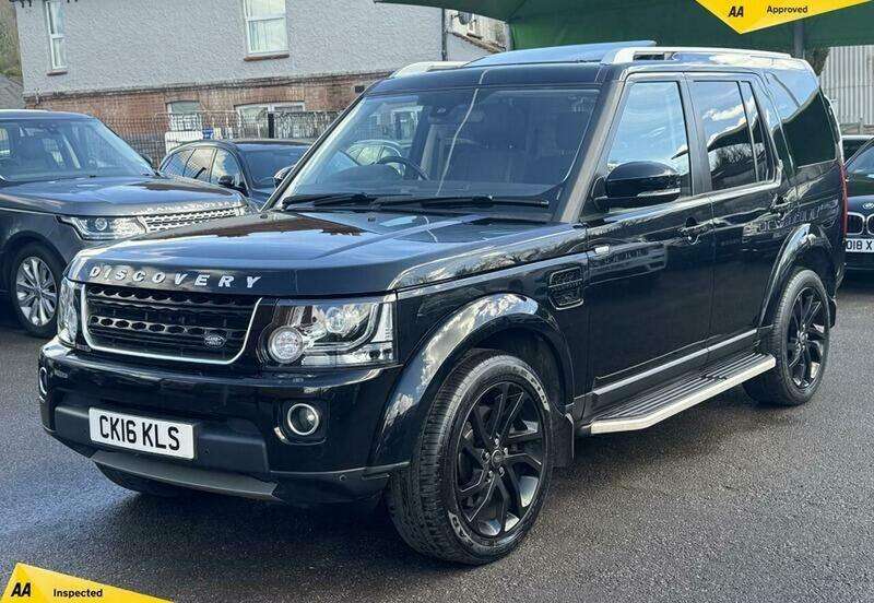 A 2016 LAND ROVER DISCOVERY 3.0 SD V6 Landmark SUV 5dr Diesel Auto 4WD Euro 6 (s/s) (256 bhp) A 2016 LAND ROVER DISCOVERY 3.0 SD V6 Landmark SUV 5dr Diesel Auto 4WD Euro 6 (s/s) (256 bhp)