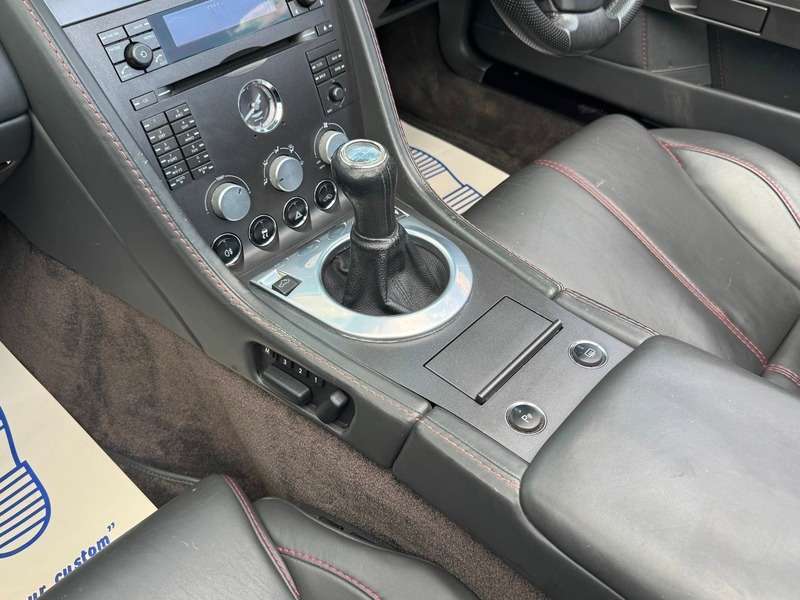 2006 ASTON MARTIN VANTAGE 2006 ASTON MARTIN VANTAGE