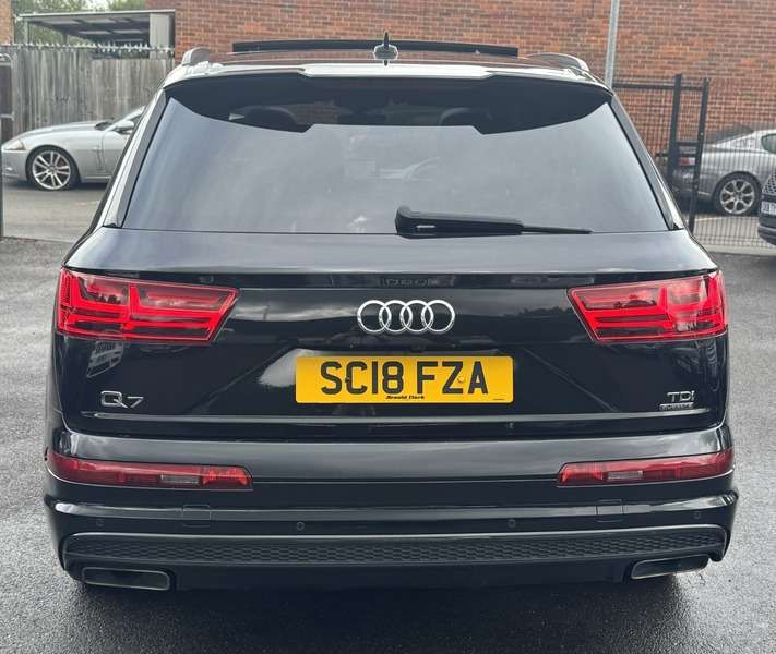 2018 AUDI Q7 2018 AUDI Q7