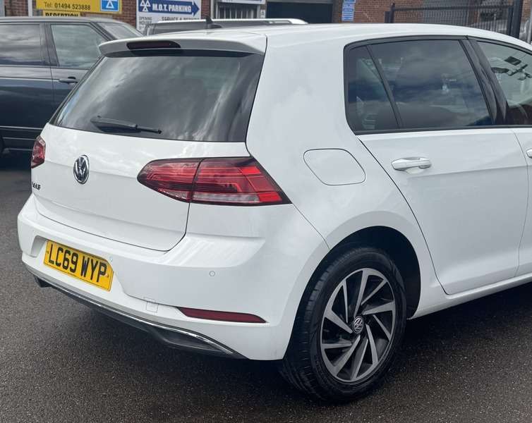 2019 VOLKSWAGEN GOLF 2019 VOLKSWAGEN GOLF