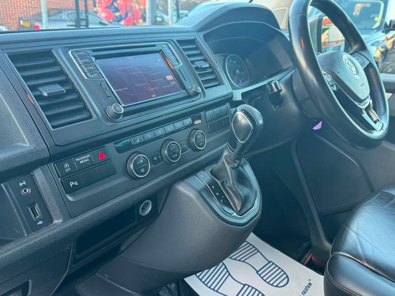 2017 VOLKSWAGEN TRANSPORTER SHUTTLE 2017 VOLKSWAGEN TRANSPORTER SHUTTLE