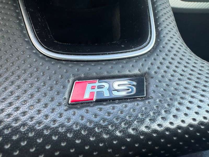 2018 AUDI RS4 2018 AUDI RS4