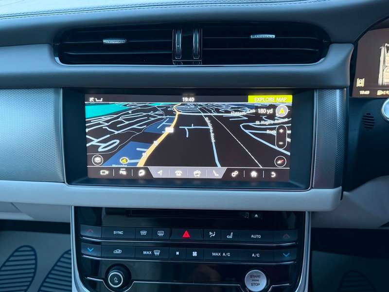 2018 JAGUAR XF 2018 JAGUAR XF