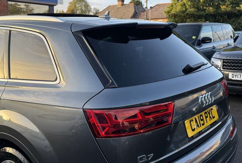 2019 AUDI Q7 2019 AUDI Q7