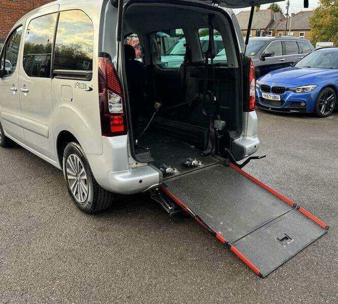 2018 PEUGEOT PARTNER TEPEE 2018 PEUGEOT PARTNER TEPEE