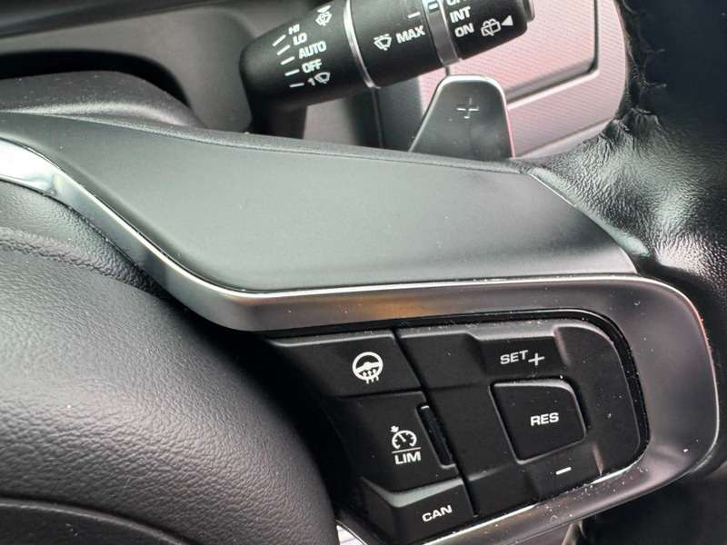 2017 JAGUAR XF 2017 JAGUAR XF